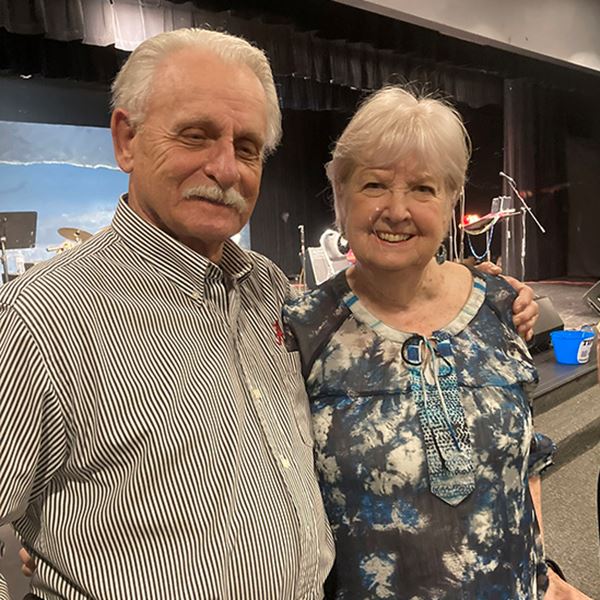 Seniors 0510_IMG_3852.JPEG